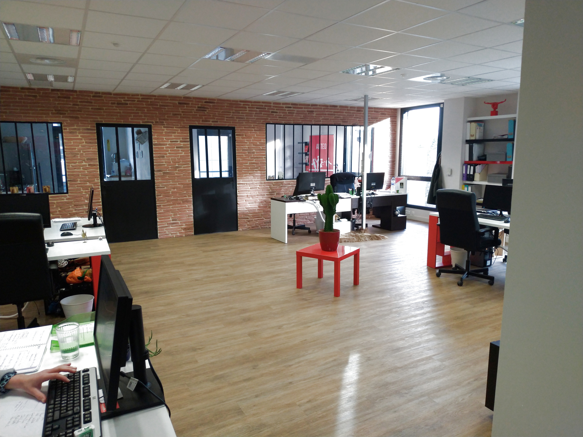 Bureaux Parc Altaïs - 134m2 + stationnements (possibilité d'associer des locaux voisins prochainement libérés)